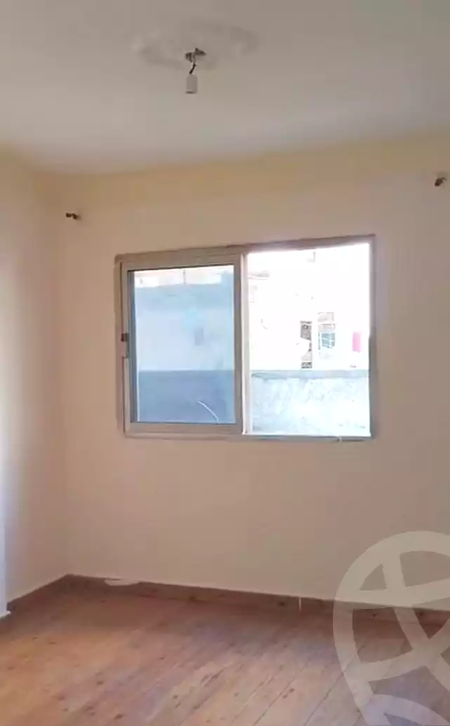 https://aqarmap.com.eg/ar/listing/7137534-for-rent-alexandria-miami-el-sebaey-st