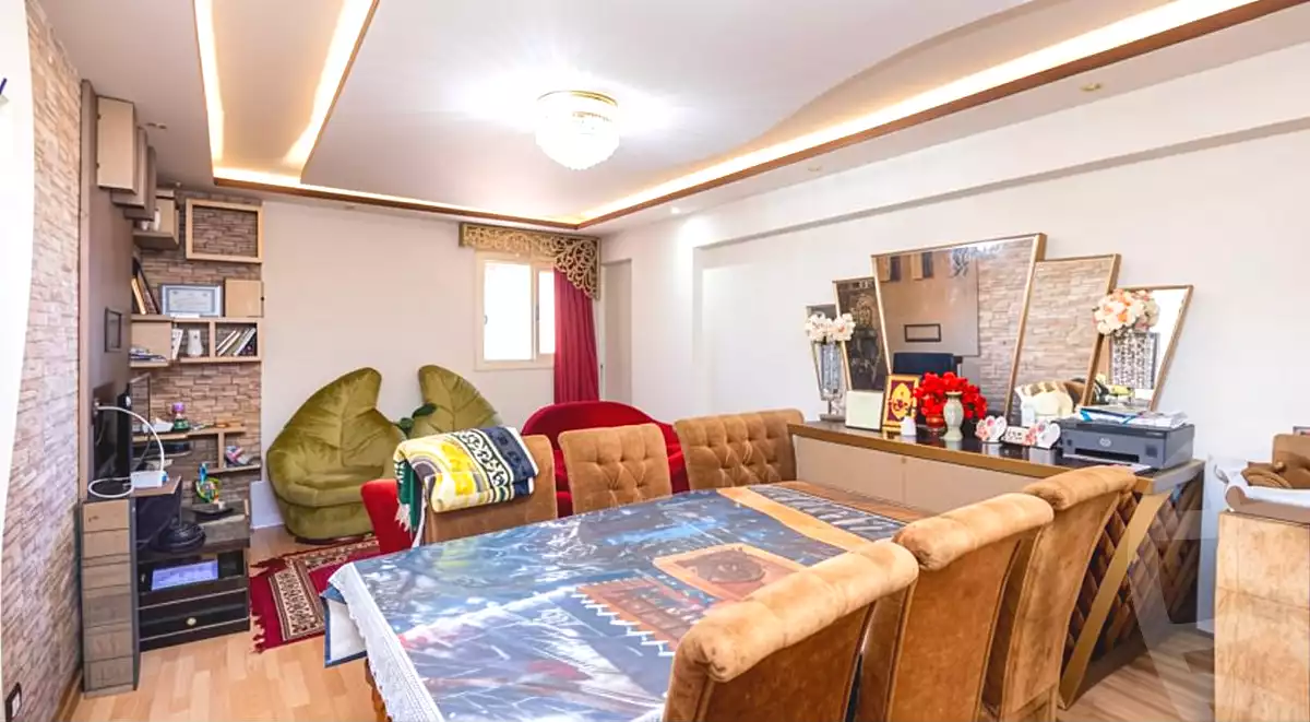https://aqarmap.com.eg/ar/listing/7137588-for-sale-alexandria-camp-cesar-port-said-street
