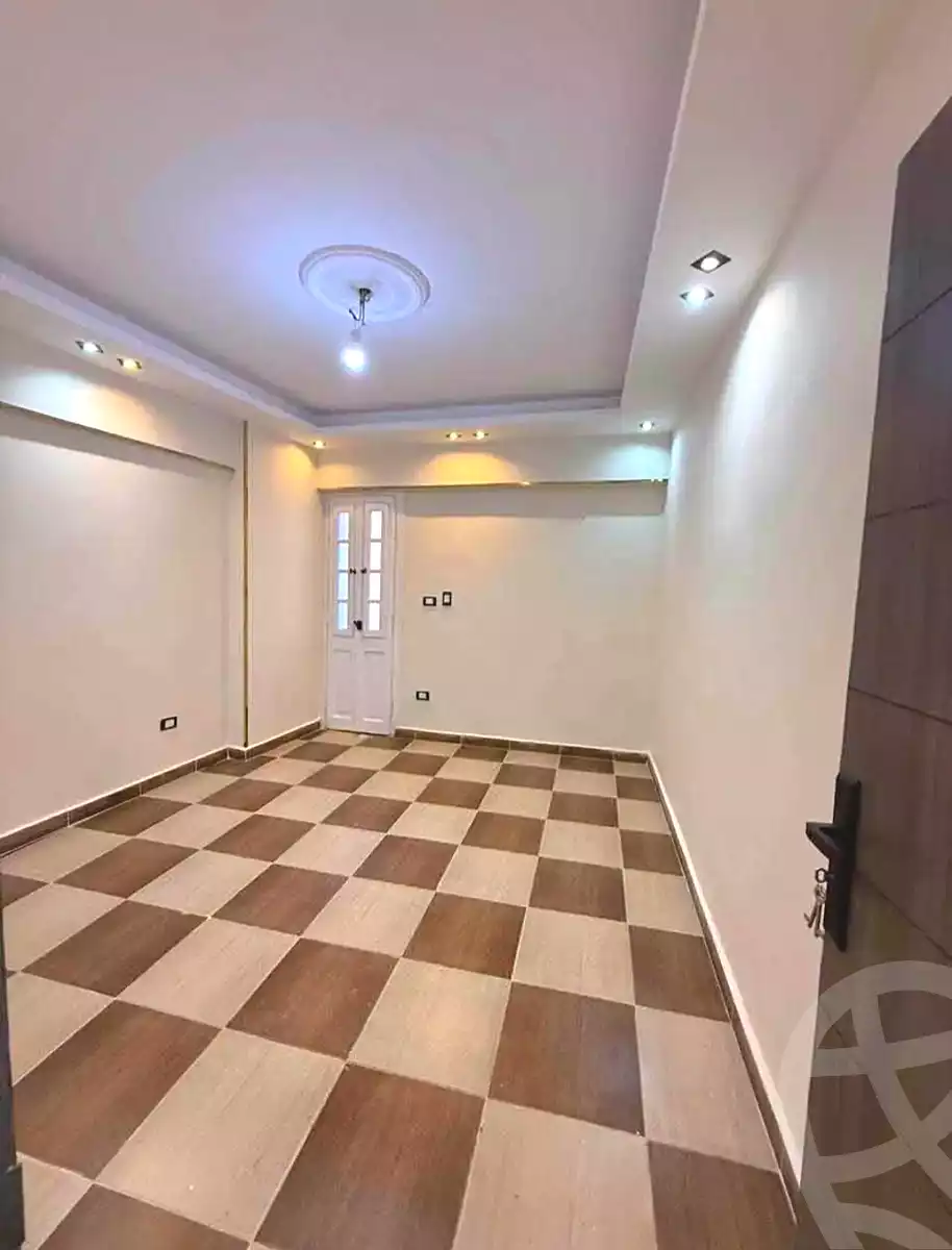 https://aqarmap.com.eg/ar/listing/7137578-for-sale-alexandria-el-asafra-ahmed-tiesser-st
