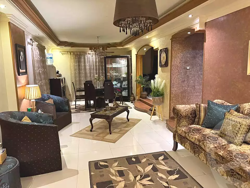 https://aqarmap.com.eg/en/listing/7137895-for-sale-cairo-hadayek-el-ahram-mntq-d