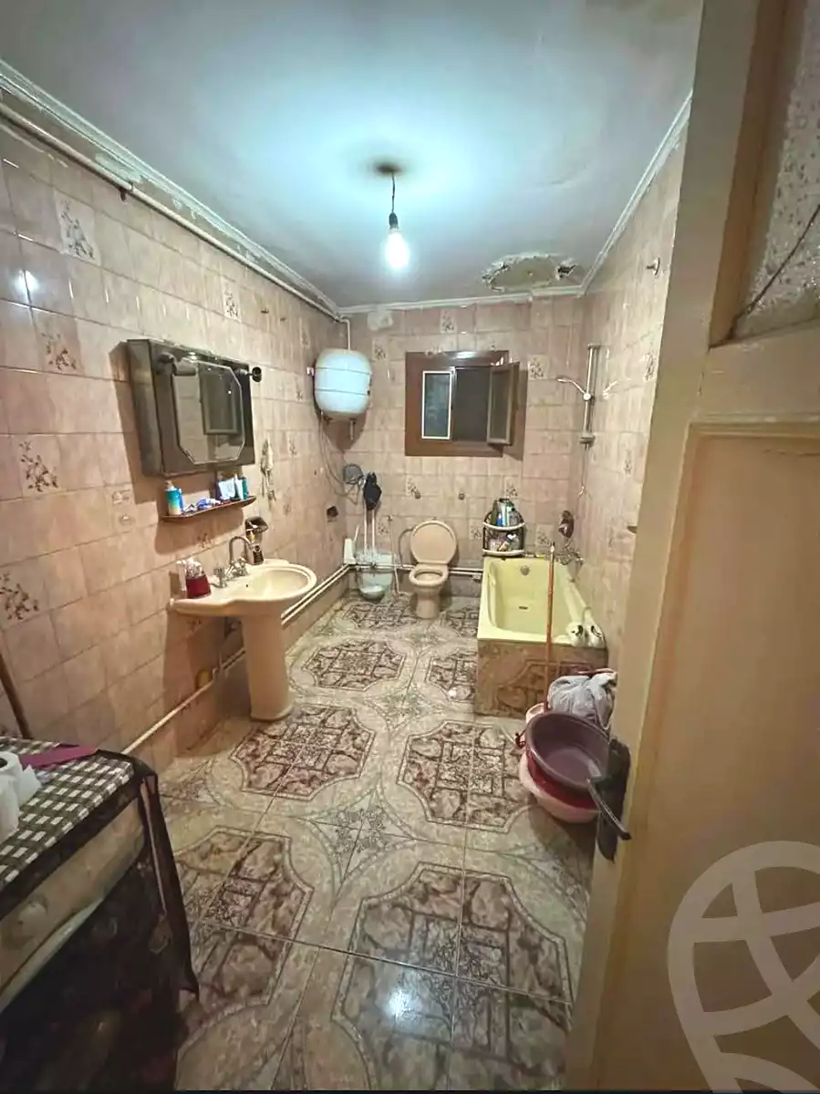 https://aqarmap.com.eg/ar/listing/7138049-for-sale-cairo-ain-shams-ain-shams-el-sharkia-shr-brhym-bd-lrzq