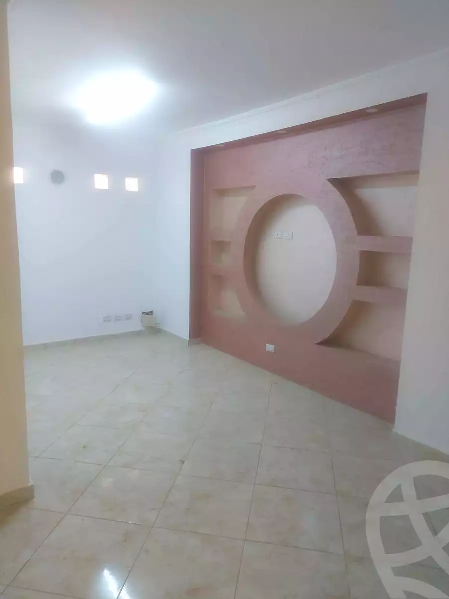 https://aqarmap.com.eg/ar/listing/7138091-for-sale-cairo-helwan-helwan-el-sharkeya-ismael-kamel-st