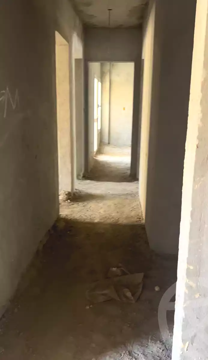 https://aqarmap.com.eg/ar/listing/7138994-for-sale-cairo-el-sheikh-zayed-city-compounds-el-khamayel