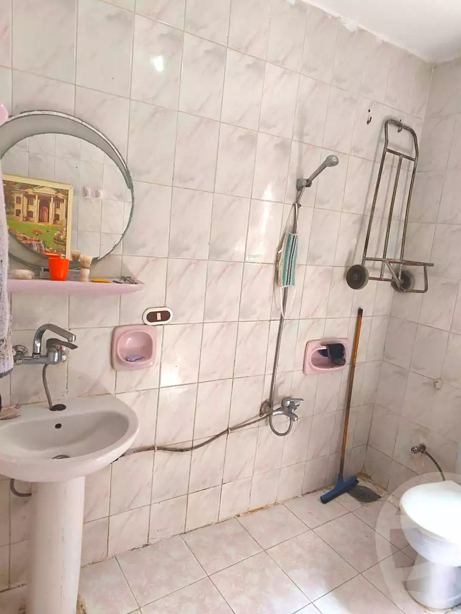 https://aqarmap.com.eg/ar/listing/7139079-for-sale-alexandria-al-agamy-el-hanouvel