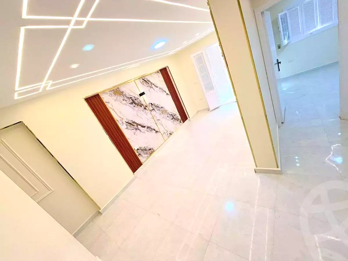 https://aqarmap.com.eg/en/listing/7139092-for-sale-alexandria-miami-mohammed-galal-hammad-st
