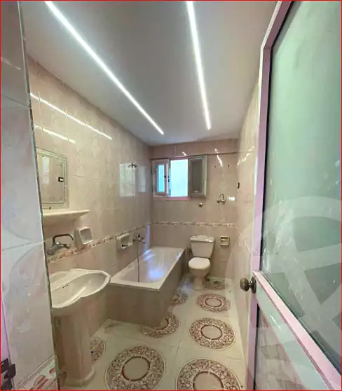 https://aqarmap.com.eg/ar/listing/7139091-for-sale-alexandria-lsywf-el-falki
