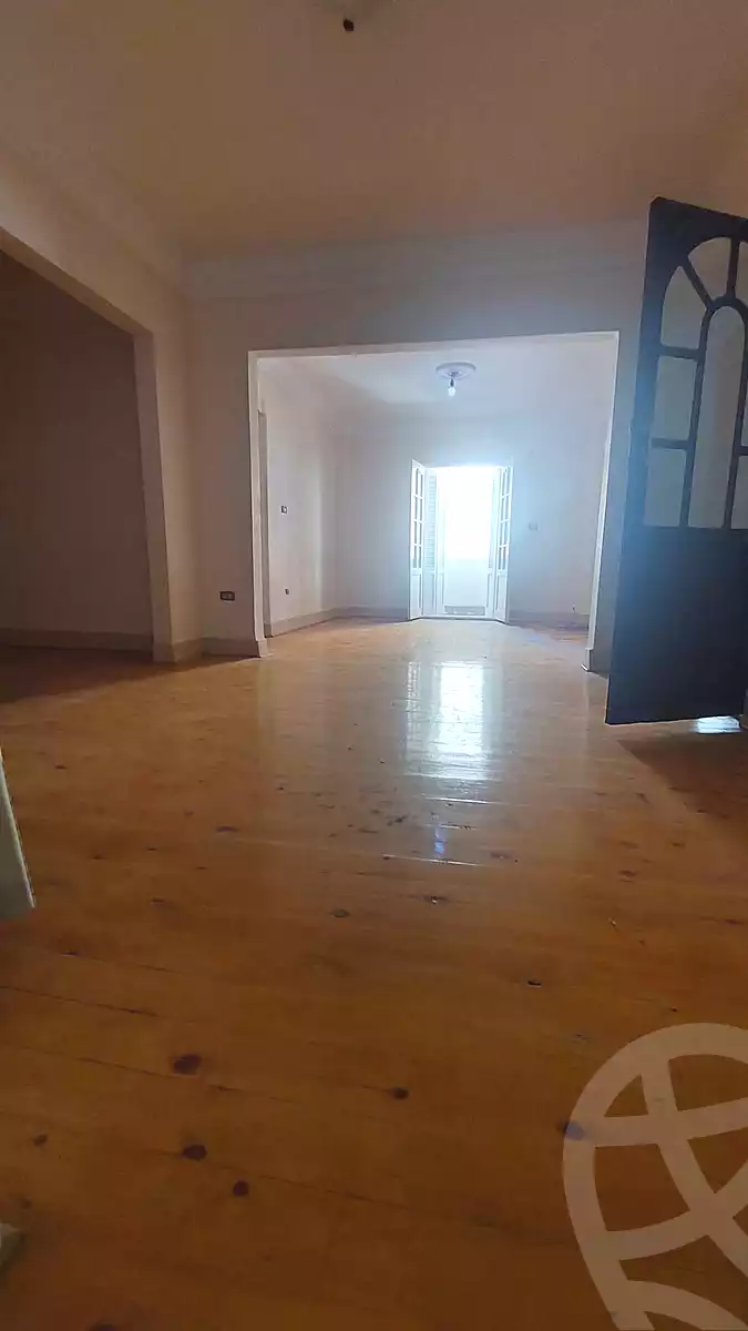 https://aqarmap.com.eg/ar/listing/7139152-for-rent-alexandria-miami-shr-jml-bd-lnsr