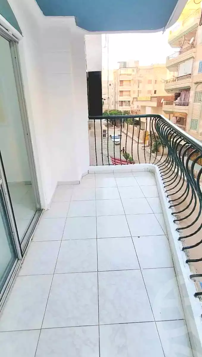 https://aqarmap.com.eg/en/listing/7139334-for-sale-alexandria-al-agamy-shataa-el-nakheel