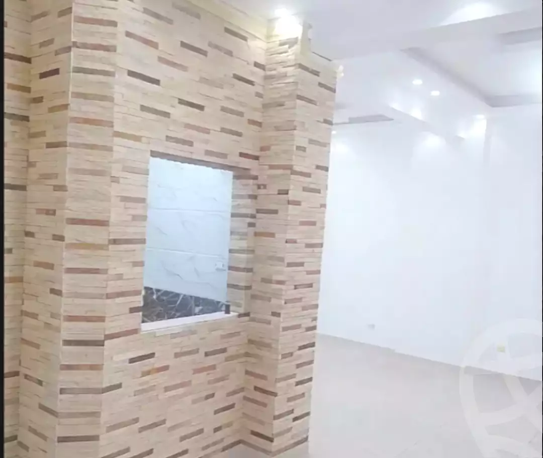 https://aqarmap.com.eg/ar/listing/7139438-for-sale-alexandria-moharram-bey