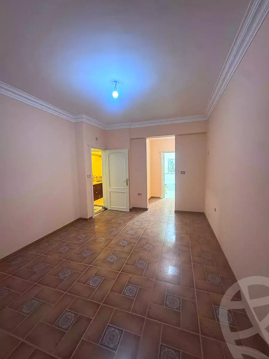 https://aqarmap.com.eg/en/listing/7139585-for-sale-cairo-helwan-mahmoud-khater-st