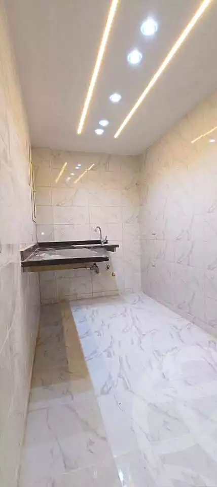 https://aqarmap.com.eg/ar/listing/7139655-for-sale-alexandria-al-agamy-lbytsh-bianchiii-el-arbaeen-st