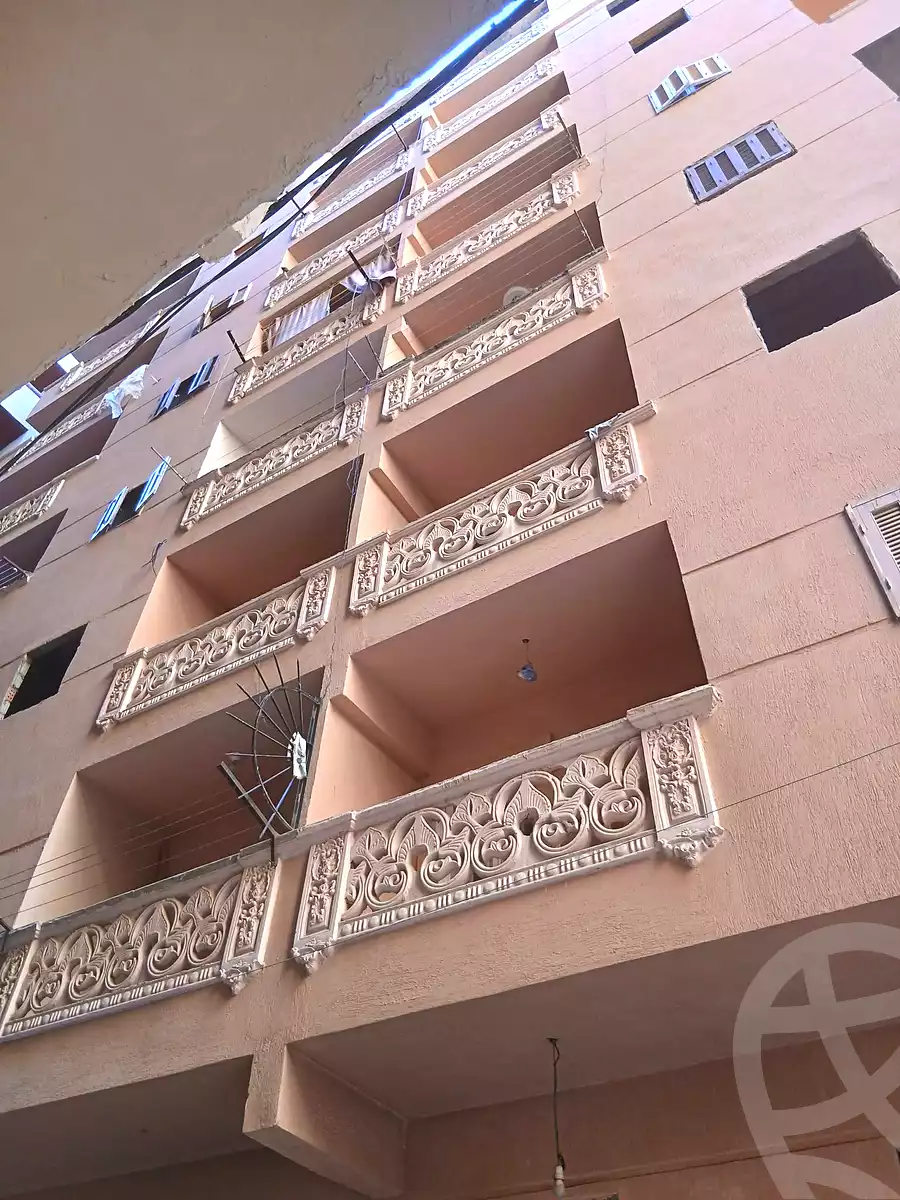 https://aqarmap.com.eg/ar/listing/7139679-for-sale-alexandria-al-agamy-el-hanouvel