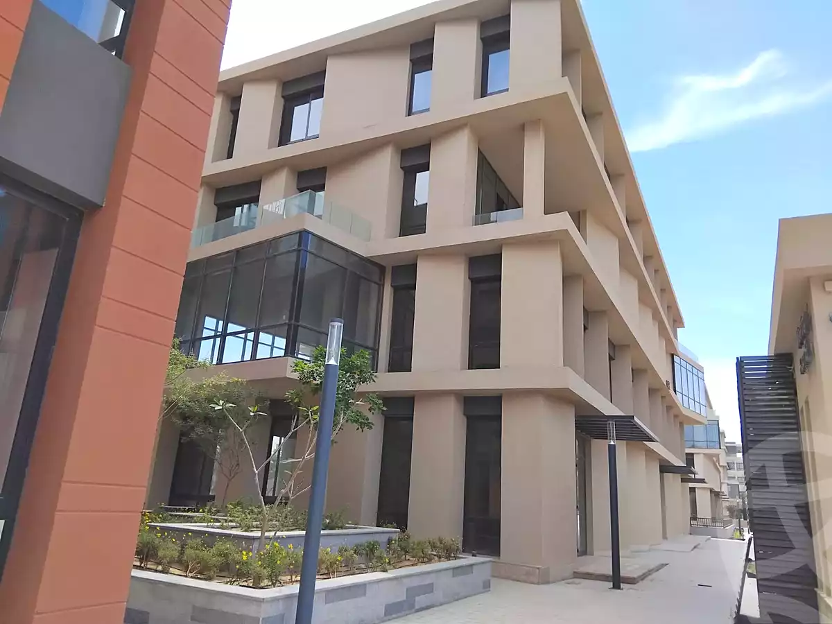 https://aqarmap.com.eg/ar/listing/7139998-for-sale-cairo-new-cairo-compounds-myndhws-byzns-mrkz-llttwyr