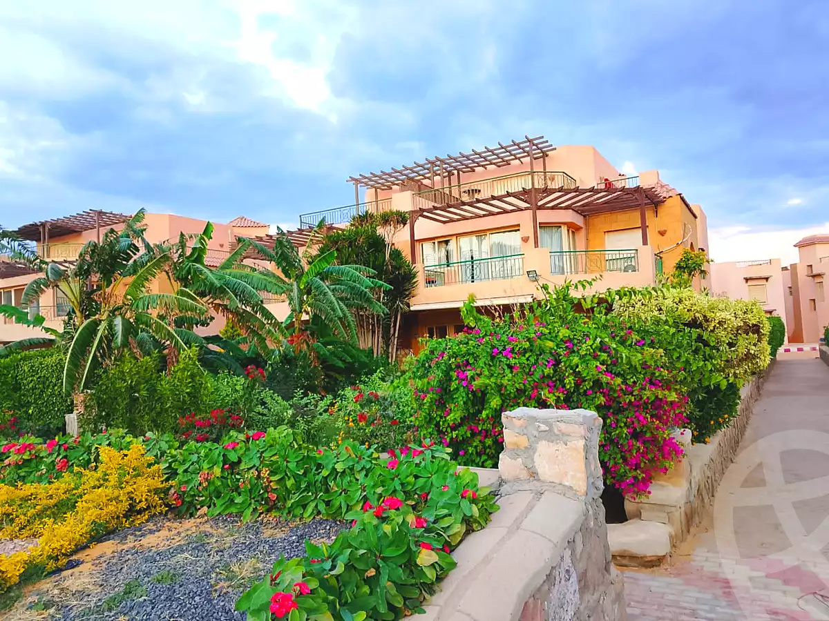 2 BR Chalet in La Luna Azure Resort, photo 4 of 11