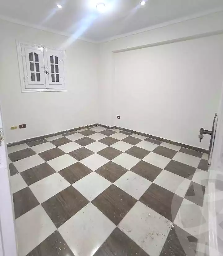 https://aqarmap.com.eg/ar/listing/7140282-for-sale-alexandria-lsywf-el-falki