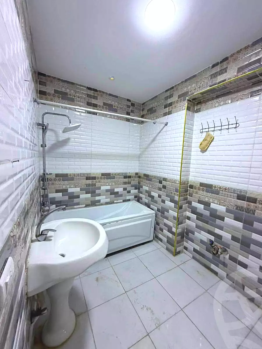 https://aqarmap.com.eg/ar/listing/7140482-for-rent-cairo-elnozha-Streettt-27