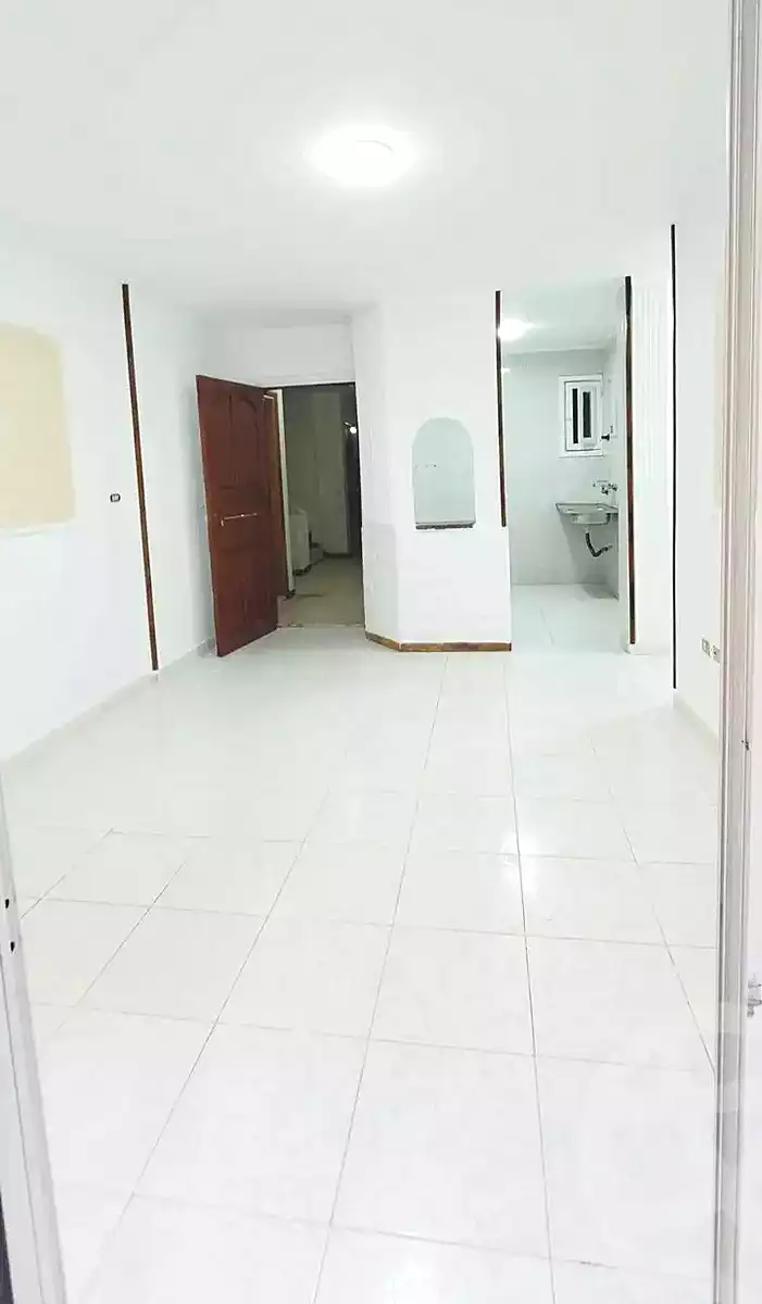 https://aqarmap.com.eg/ar/listing/7140692-for-sale-alexandria-al-agamy-shataa-el-nakheel