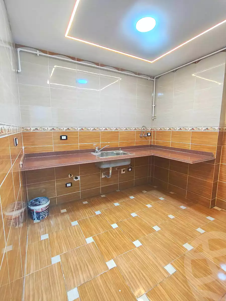 https://aqarmap.com.eg/ar/listing/7140829-for-sale-alexandria-sydy-bshr-sydy-bshr-bhry-shr-mhmwd-l-yswy