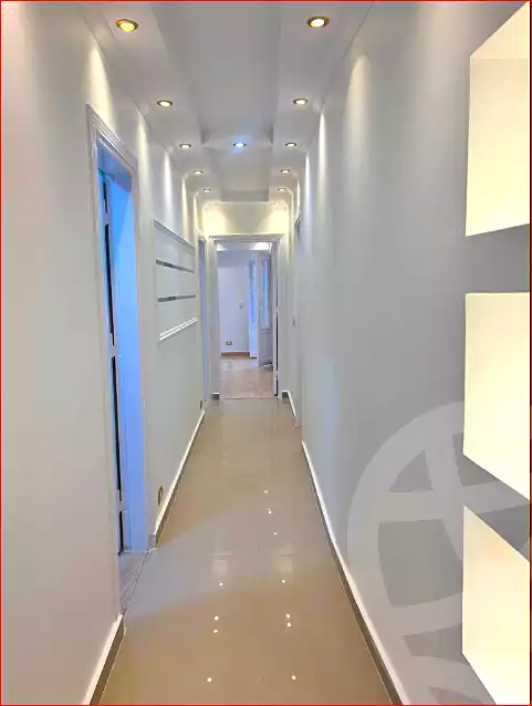 https://aqarmap.com.eg/ar/listing/7140918-for-sale-alexandria-sydy-bshr-sydy-bshr-bhry-shr-mhmwd-l-yswy