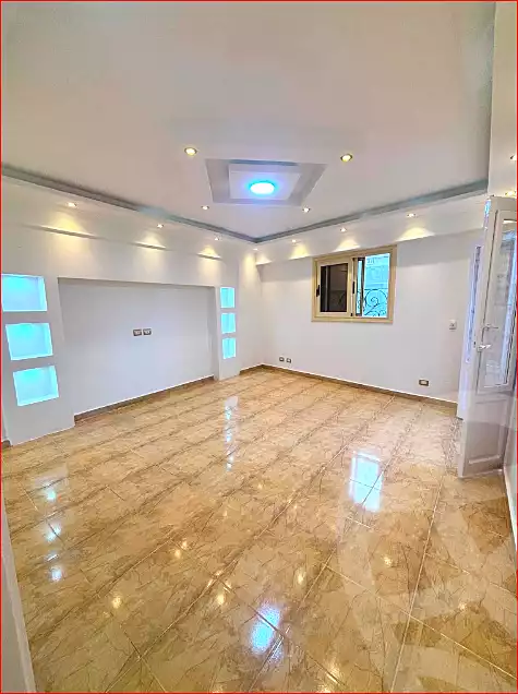 https://aqarmap.com.eg/ar/listing/7140918-for-sale-alexandria-sydy-bshr-sydy-bshr-bhry-shr-mhmwd-l-yswy