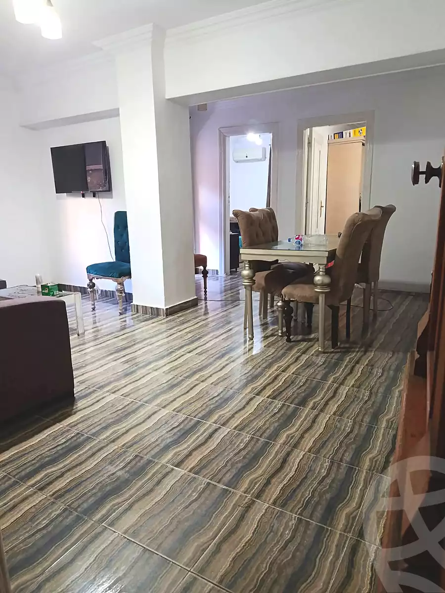 https://aqarmap.com.eg/en/listing/7140942-for-sale-alexandria-camp-cesar
