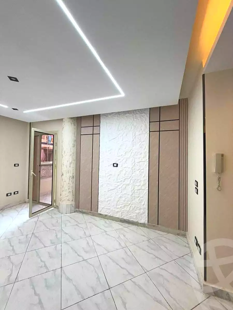 https://aqarmap.com.eg/ar/listing/7140968-for-sale-alexandria-sydy-bshr-sydy-bshr-bhry-mohamed-el-srafi-st.