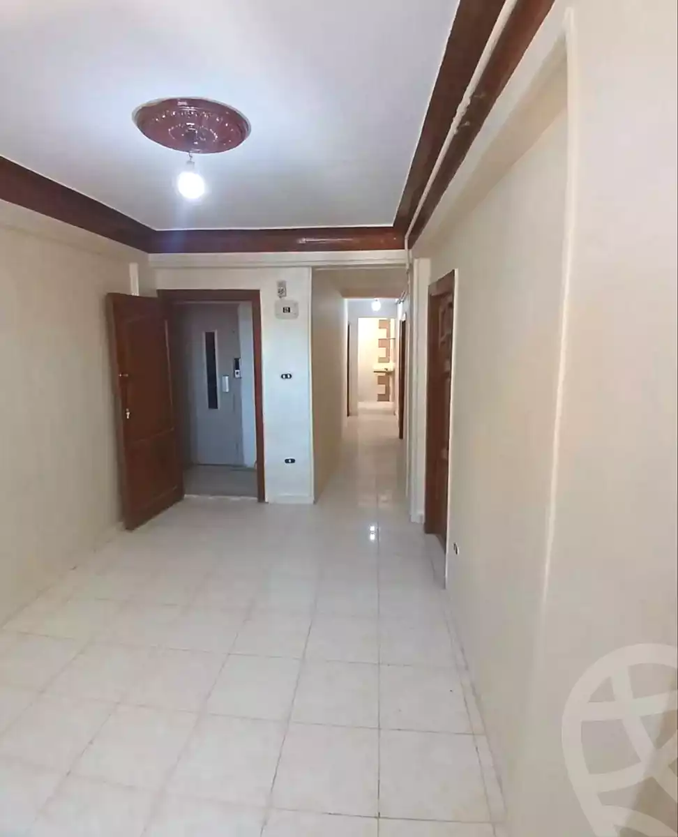https://aqarmap.com.eg/en/listing/7141374-for-sale-alexandria-lsywf-el-falki