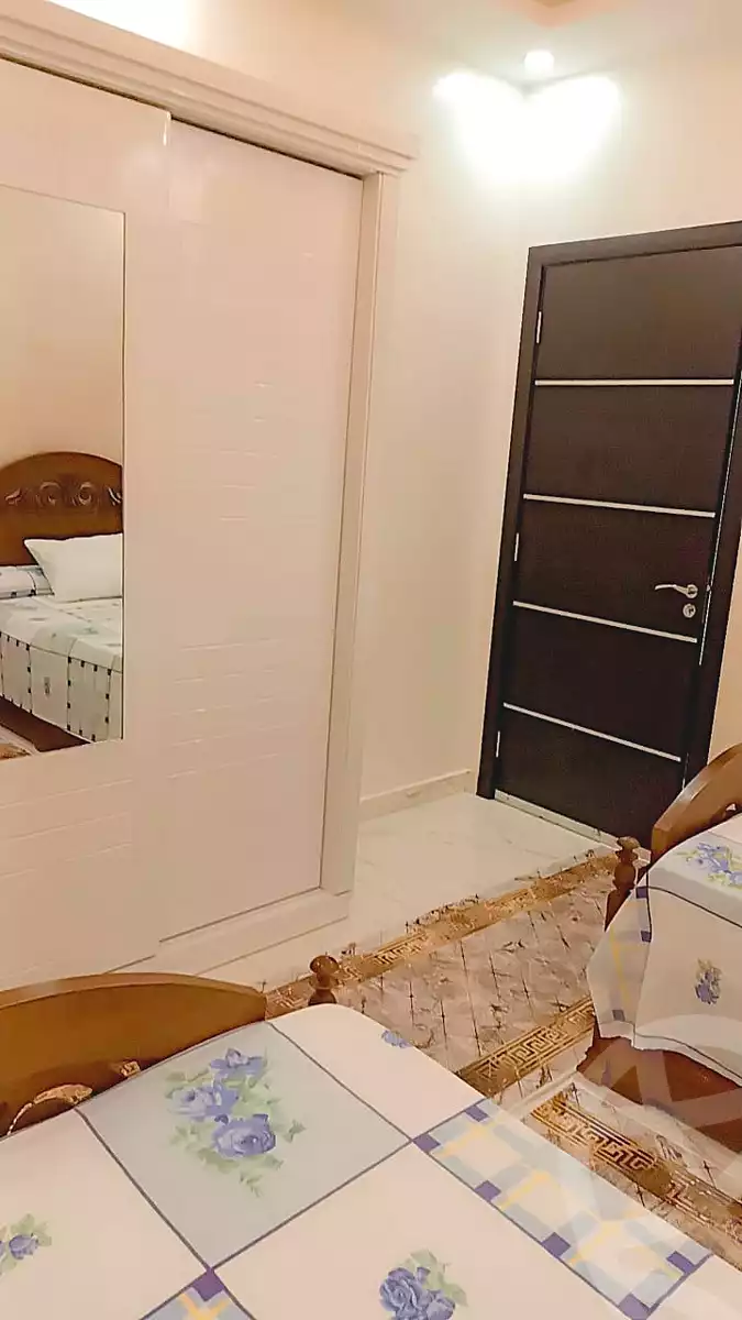 https://aqarmap.com.eg/ar/listing/7141472-for-rent-cairo-el-sheikh-zayed-city-el-hay-elsades-ashaer