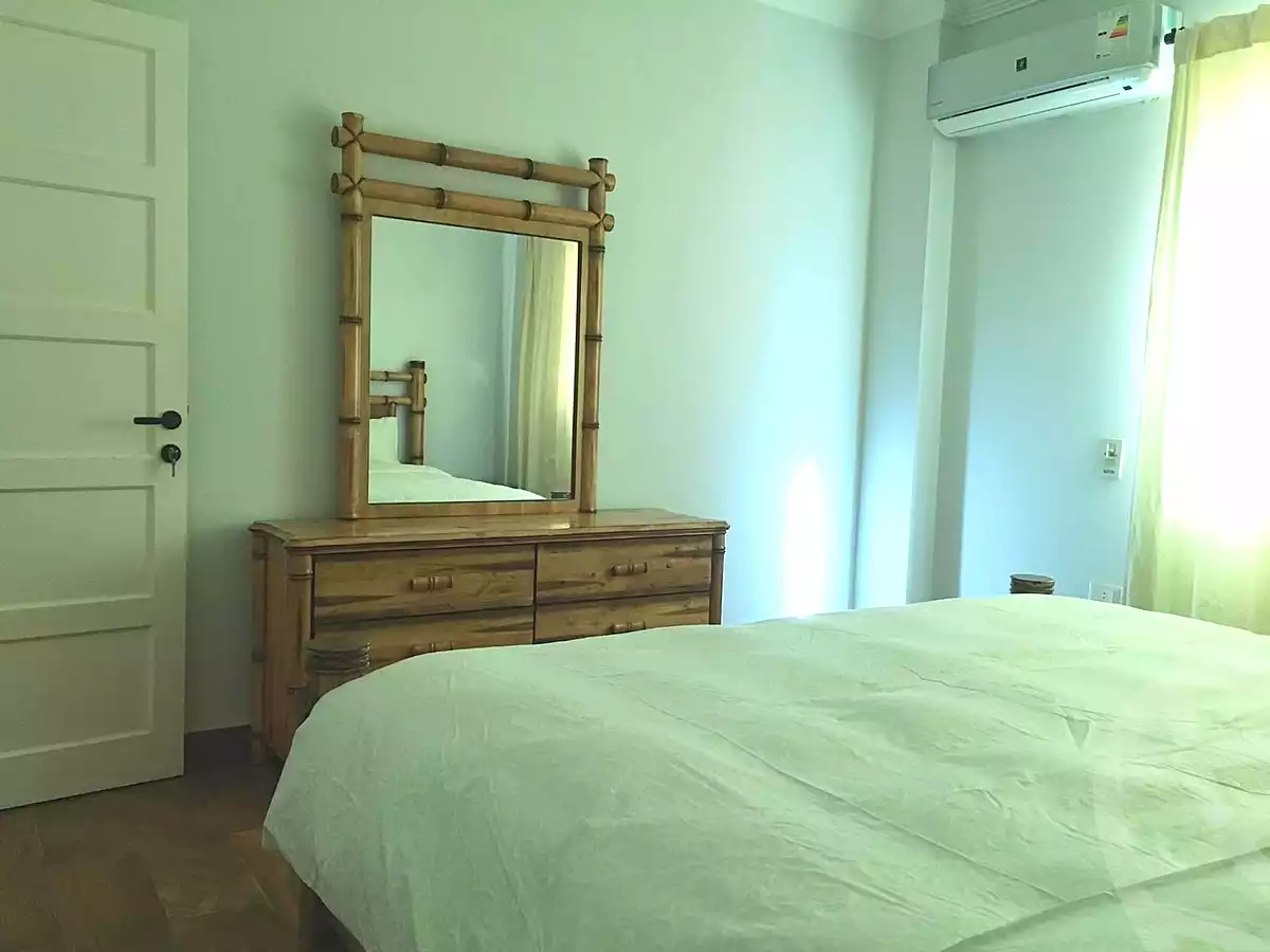 https://aqarmap.com.eg/ar/listing/7141474-for-rent-cairo-6th-of-october-el-ahyaa-neighborhood-1st-al-maahad