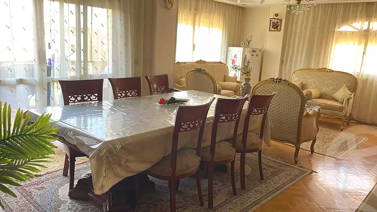 https://aqarmap.com.eg/ar/listing/7141540-for-rent-cairo-6th-of-october-el-hay-el-motamyz-first-touristic-village-el-shaheed-mohammed-abdul-latif-alshimi-st