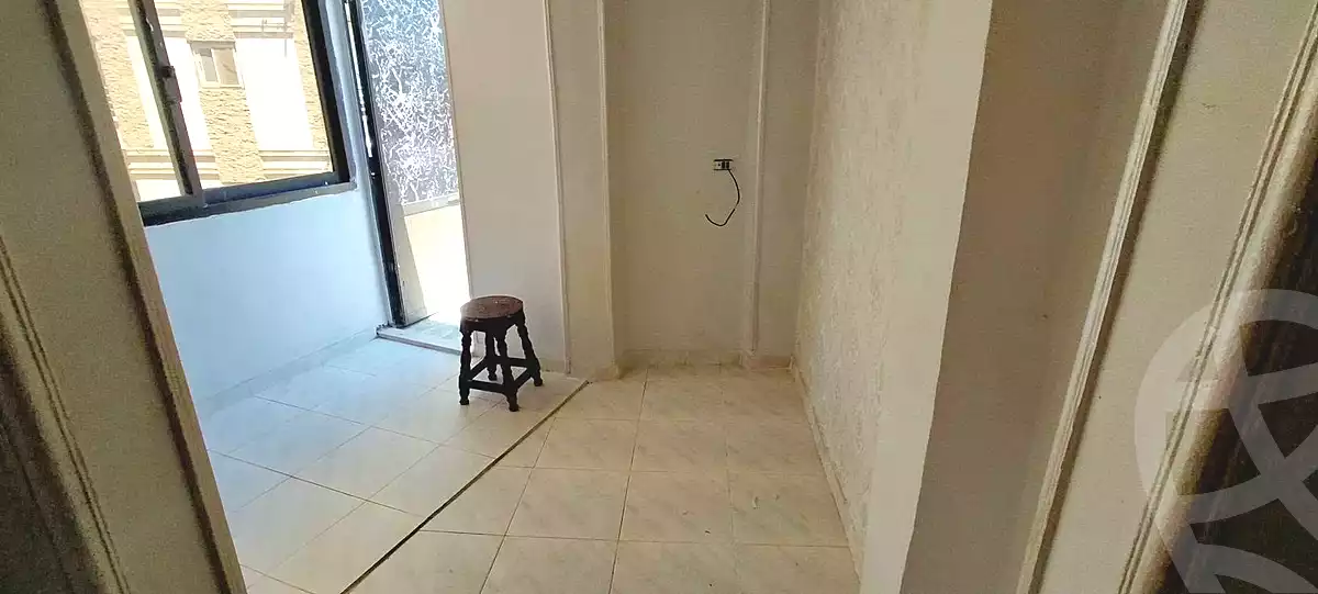 https://aqarmap.com.eg/ar/listing/7141649-for-rent-alexandria-moharram-bey-el-fardous-st