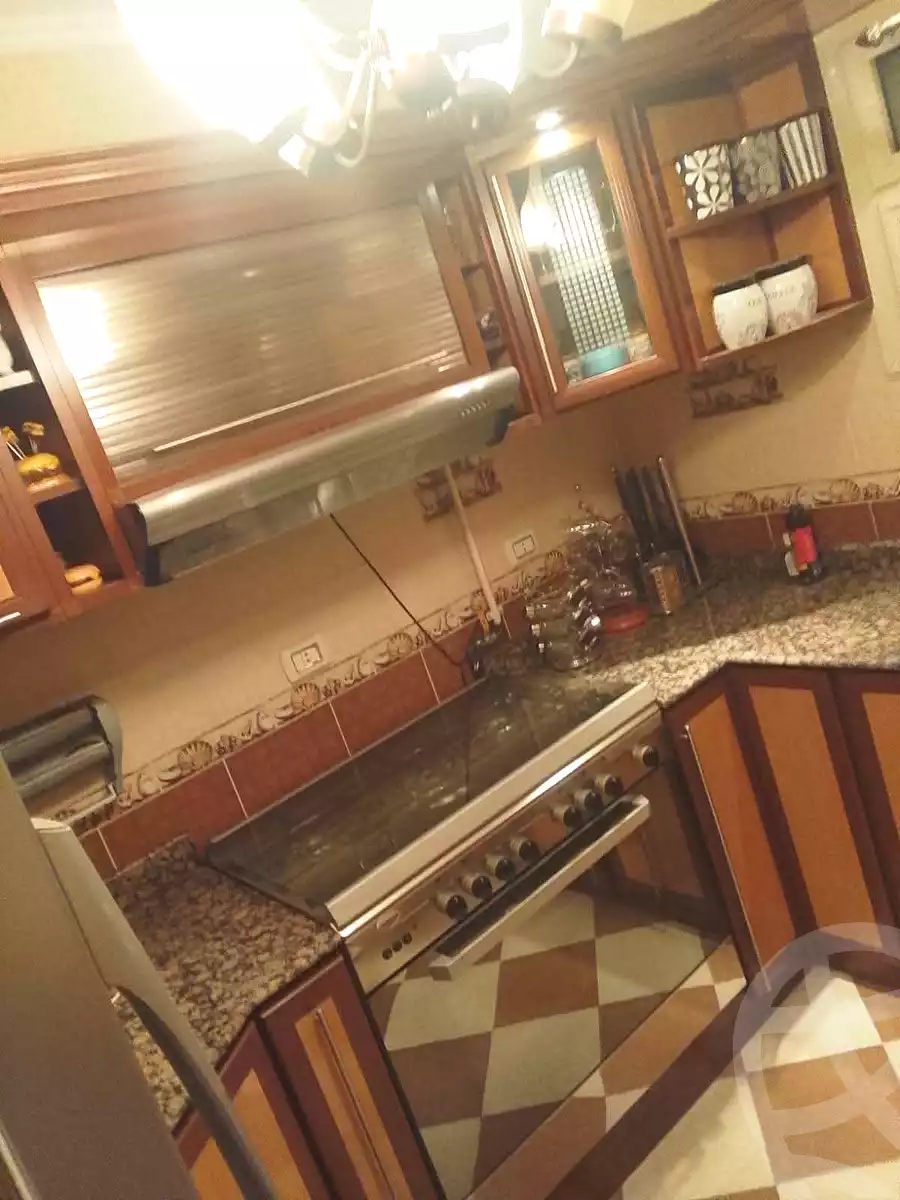https://aqarmap.com.eg/ar/listing/7141641-for-sale-cairo-helwan-helwan-el-sharkeya-ryad-pasha-st