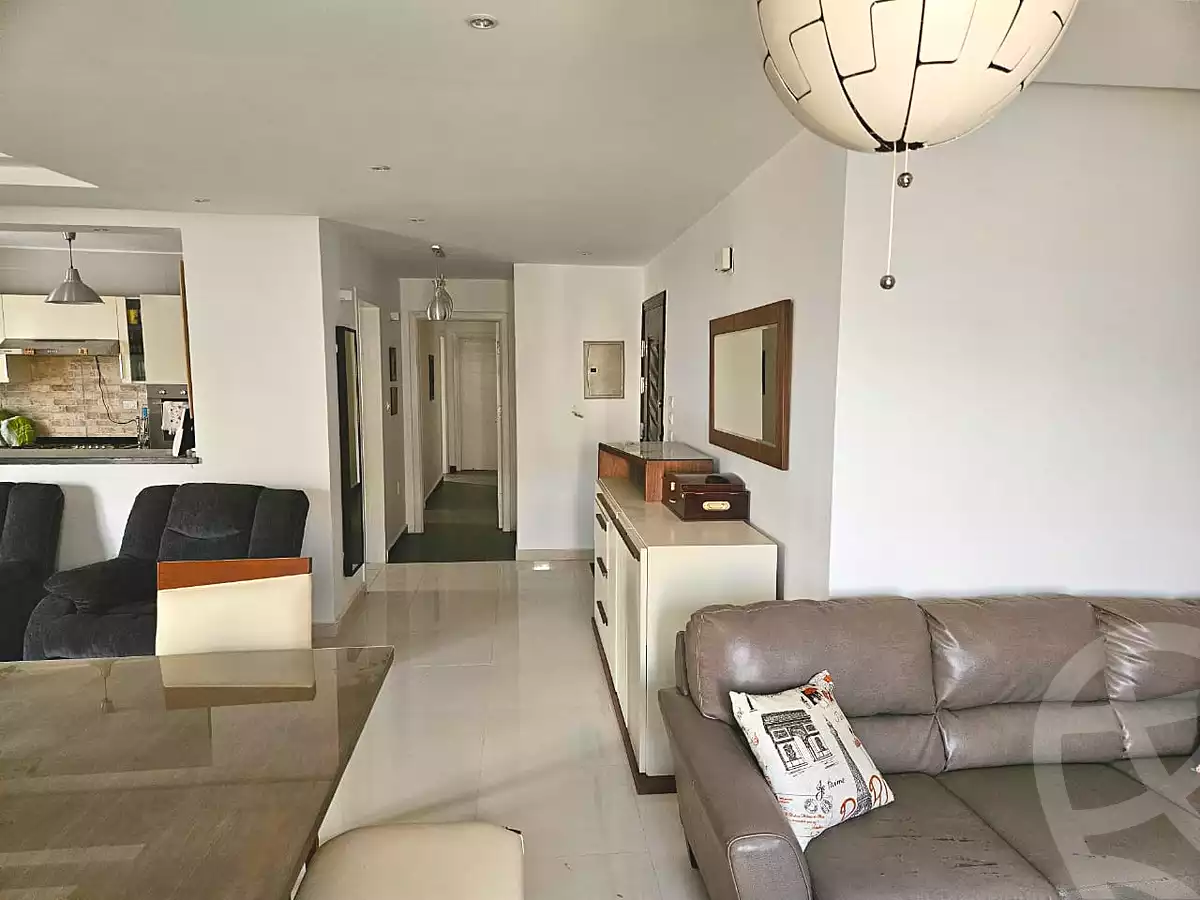 https://aqarmap.com.eg/ar/listing/7141747-for-rent-cairo-el-sheikh-zayed-city-el-hay-elthamen-area-1