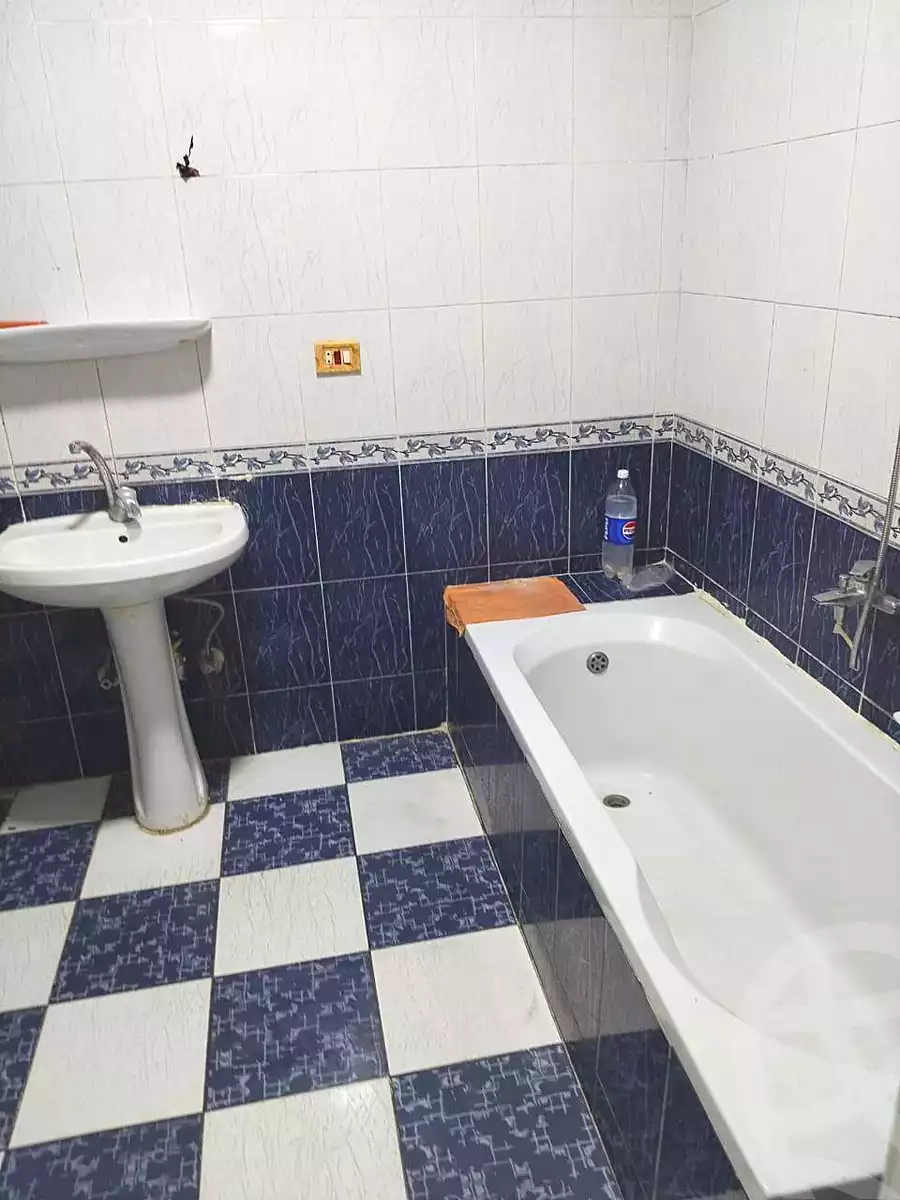 https://aqarmap.com.eg/ar/listing/7141757-for-rent-alexandria-sydy-bshr-sydy-bshr-bhry-shr-mhmwd-l-yswy