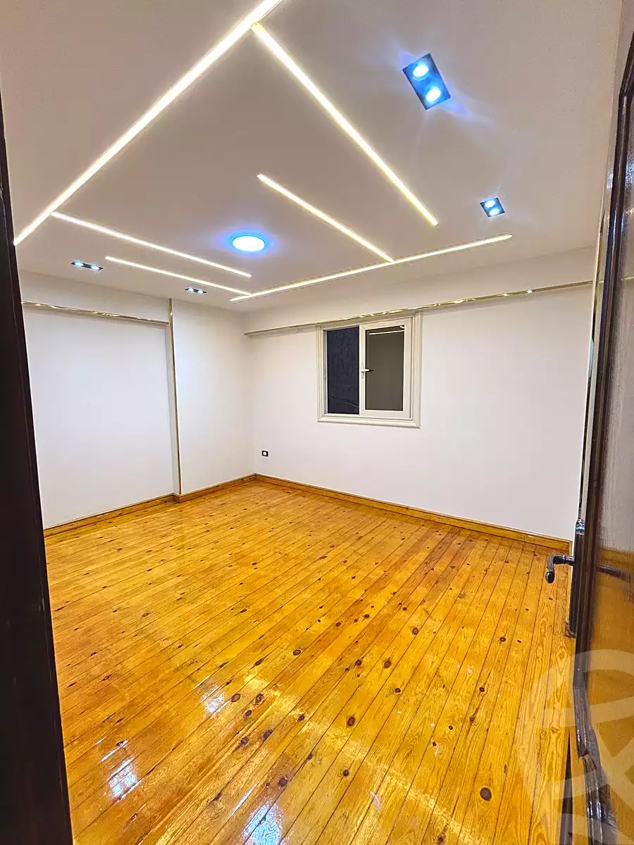 https://aqarmap.com.eg/ar/listing/7141754-for-sale-alexandria-sydy-bshr-sydy-bshr-bhry-shr-lsg-mhmd-bd-lslm
