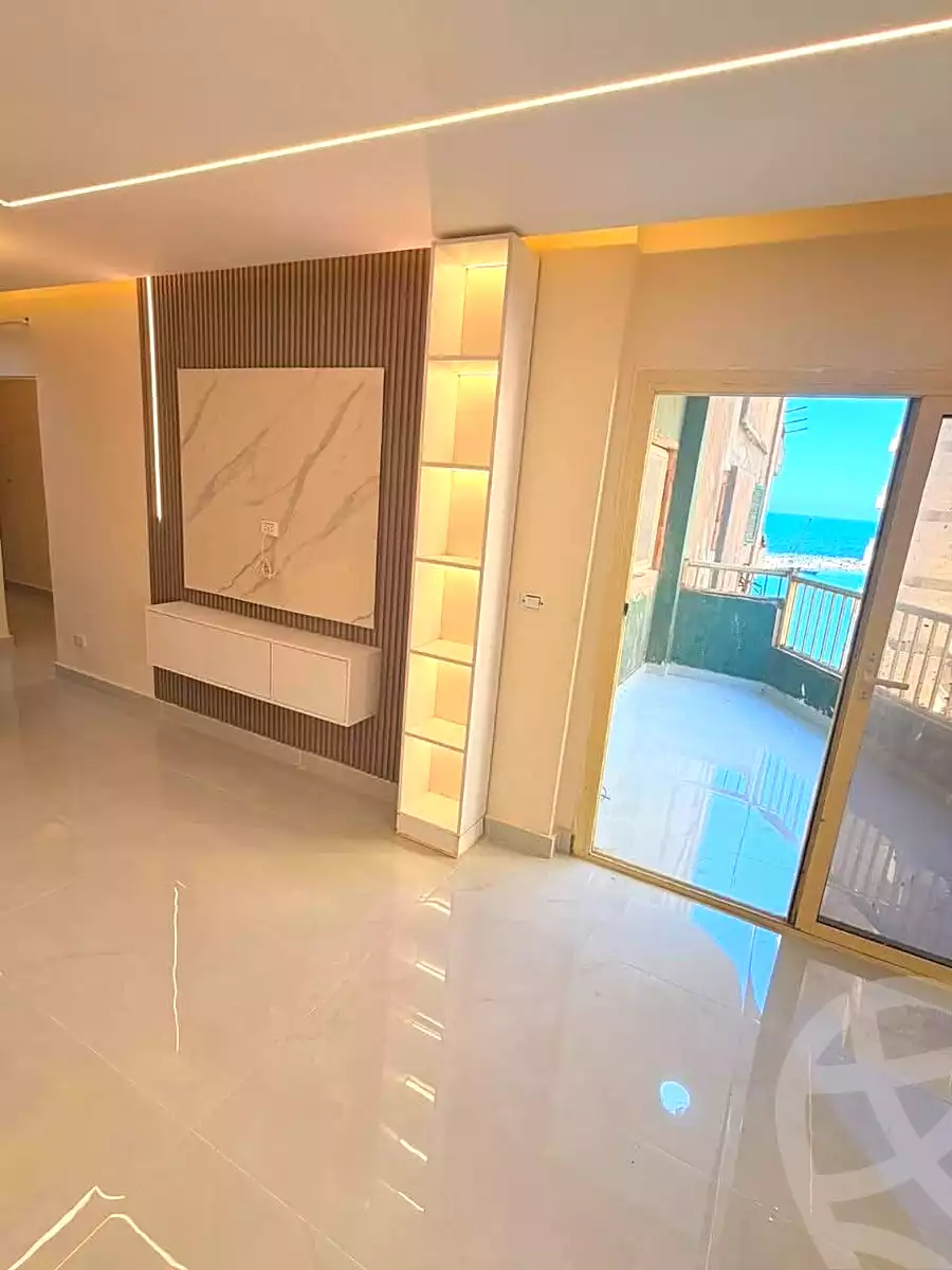 https://aqarmap.com.eg/ar/listing/7141740-for-sale-alexandria-lauran