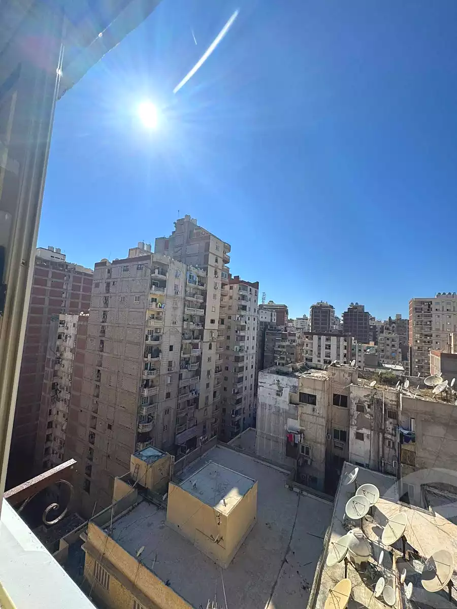 https://aqarmap.com.eg/ar/listing/7141769-for-sale-alexandria-el-asafra-shr-45