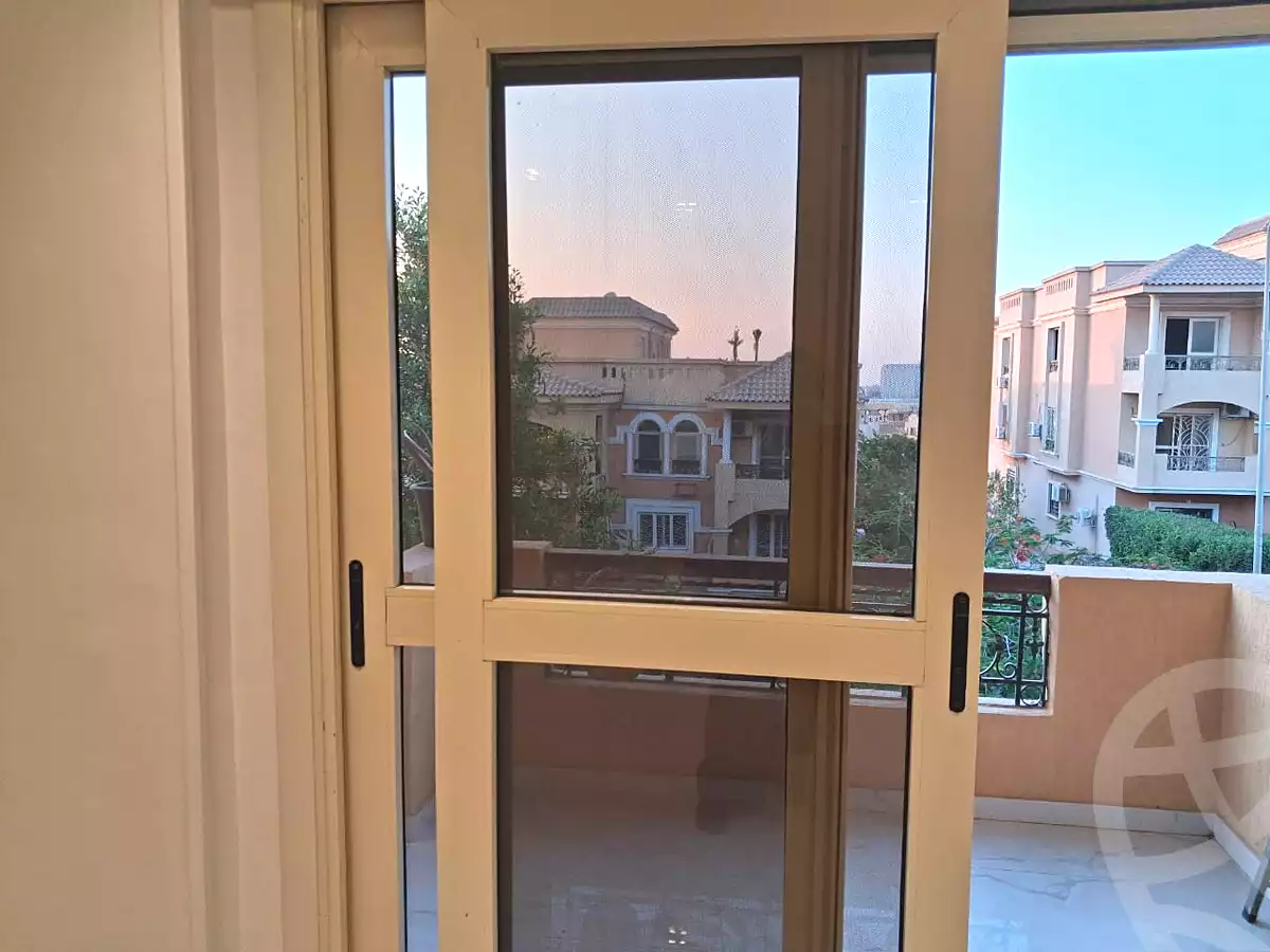 https://aqarmap.com.eg/ar/listing/7141815-for-rent-cairo-el-sheikh-zayed-city-compounds-el-khamayel