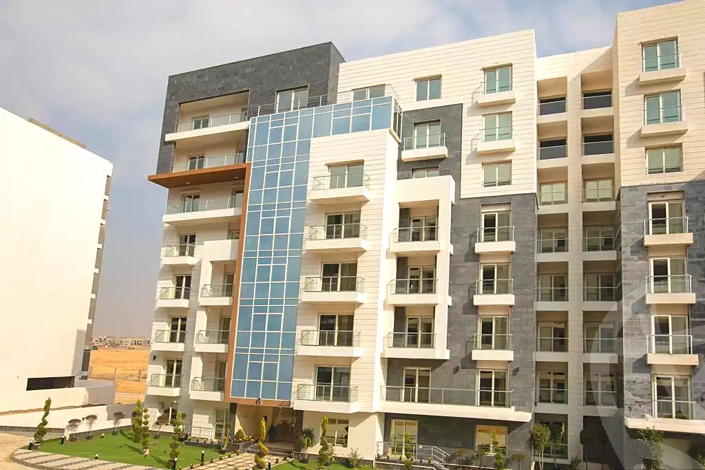 https://aqarmap.com.eg/ar/listing/7141830-for-sale-cairo-new-administrative-capital-r7-oia