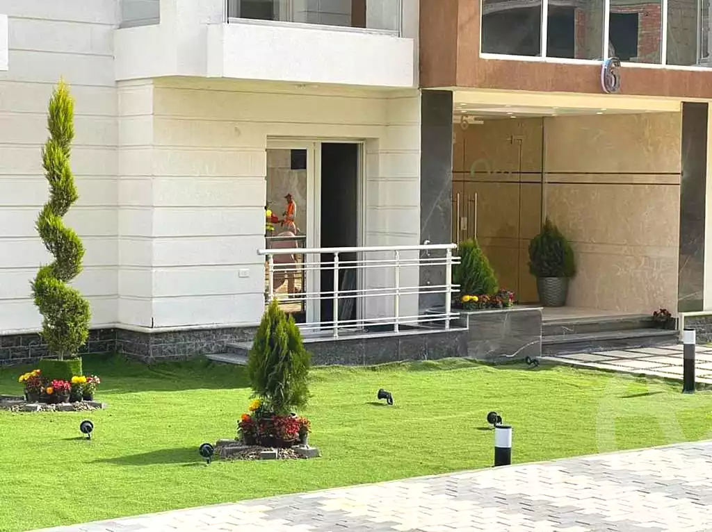 https://aqarmap.com.eg/ar/listing/7141830-for-sale-cairo-new-administrative-capital-r7-oia
