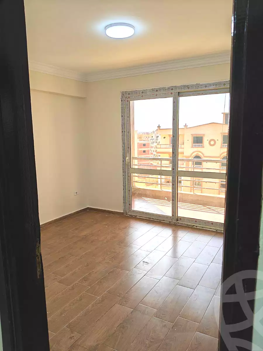 https://aqarmap.com.eg/ar/listing/7142004-for-rent-cairo-6th-of-october-compounds-jn-ktwbr