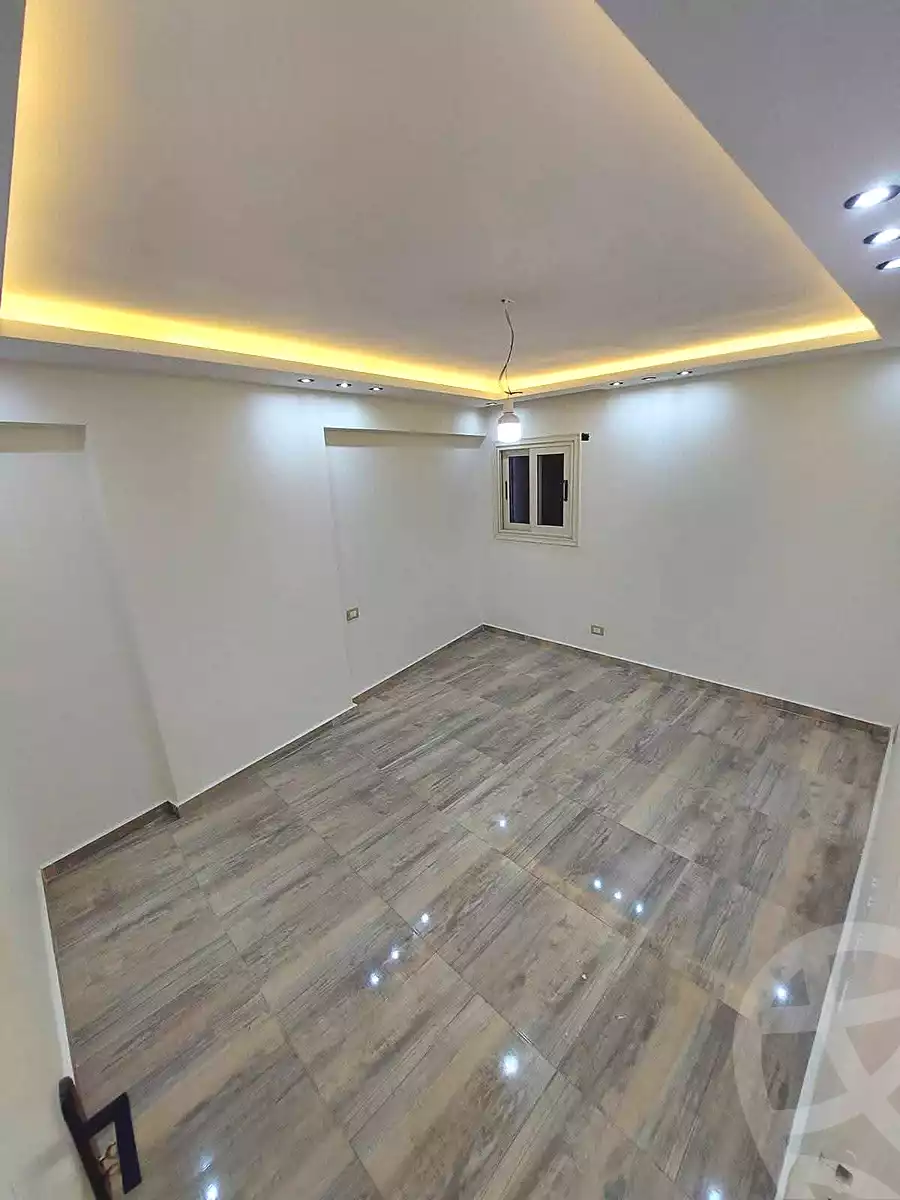 https://aqarmap.com.eg/ar/listing/7142021-for-sale-alexandria-miami-mahmoud-el-isawy-st