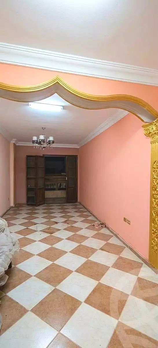 https://aqarmap.com.eg/ar/listing/7142496-for-sale-cairo-helwan-helwan-el-sharkeya-mostafa-safwat-st