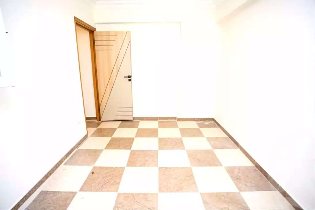 https://aqarmap.com.eg/ar/listing/7142738-for-sale-alexandria-sydy-bshr-sydy-bshr-bhry-shr-mhmd-njyb