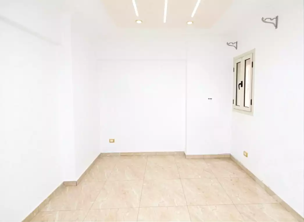 https://aqarmap.com.eg/ar/listing/7142788-for-sale-alexandria-sydy-bshr