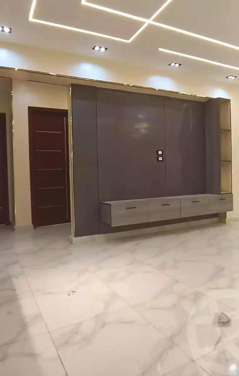 https://aqarmap.com.eg/ar/listing/7143010-for-sale-cairo-elnozha-Streettt-27