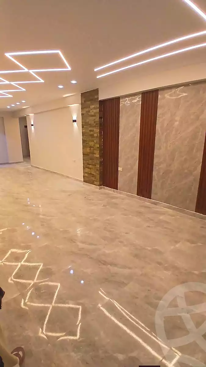 https://aqarmap.com.eg/ar/listing/7143047-for-sale-alexandria-al-agamy-lbytsh-el-hanafeya-st