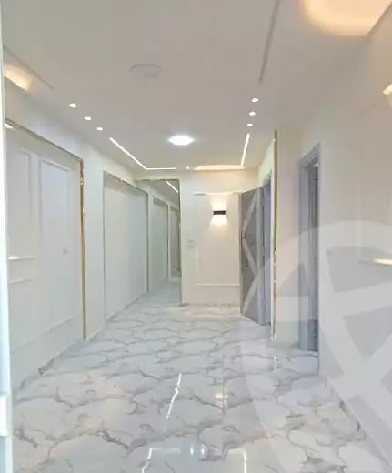 https://aqarmap.com.eg/ar/listing/7143209-for-sale-alexandria-sydy-bshr-shr-mlk-hfny