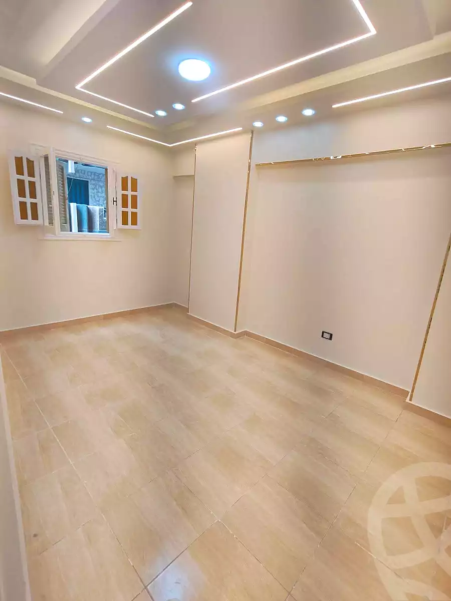 https://aqarmap.com.eg/ar/listing/7143310-for-sale-alexandria-sydy-bshr-sydy-bshr-bhry-khalil-hamada-st