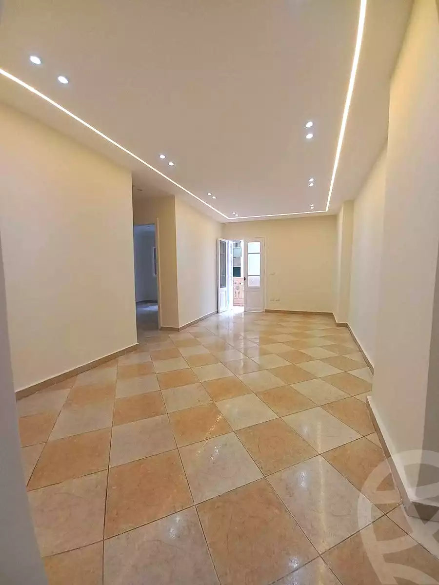 https://aqarmap.com.eg/en/listing/7143320-for-sale-alexandria-el-asafra-shr-45